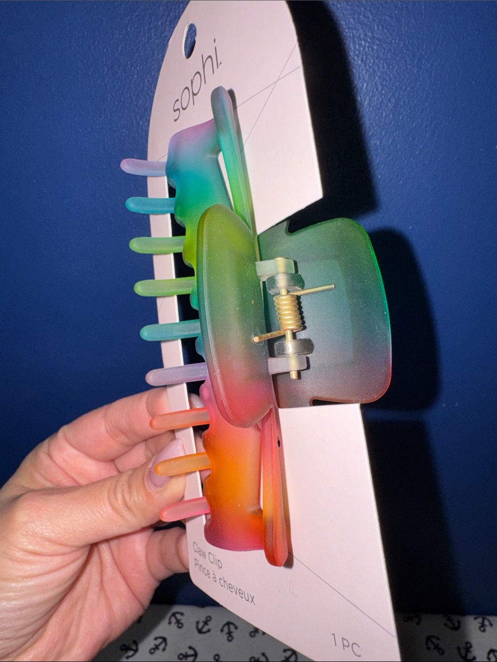 Rainbow Frosted Hair Claw Clip 🌈✨ NWT - Picture 3 of 6